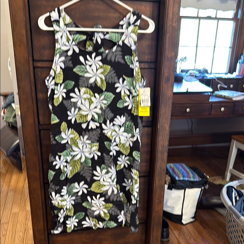Floral Sleeveless Dress